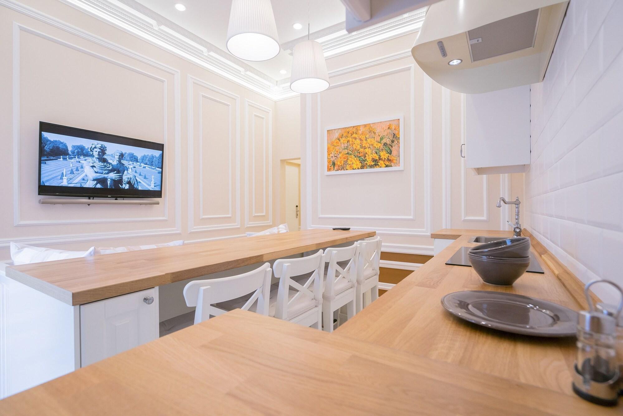 Revelton Suites Карловы Вары Экстерьер фото