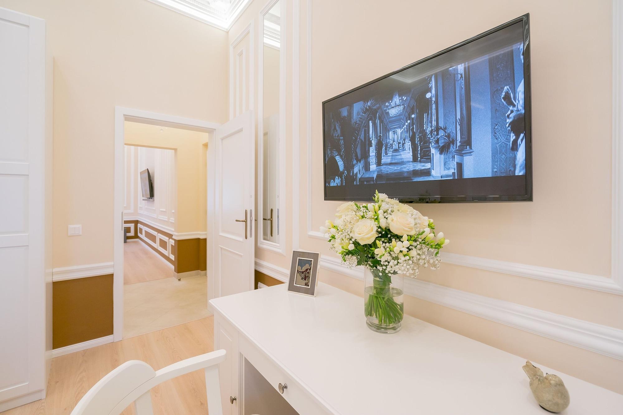 Revelton Suites Карловы Вары Экстерьер фото
